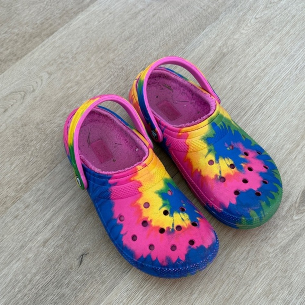 Crocs